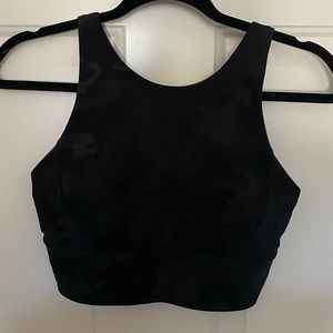Lululemon stronger as one bra camo